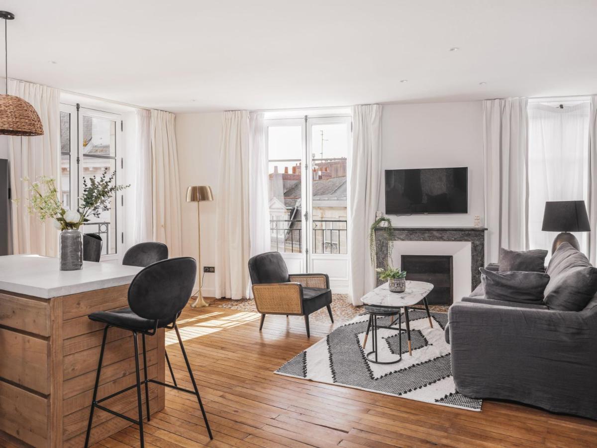 Appartements Crebillon - Maisons Du Monde Hotel & Suites Нант Экстерьер фото